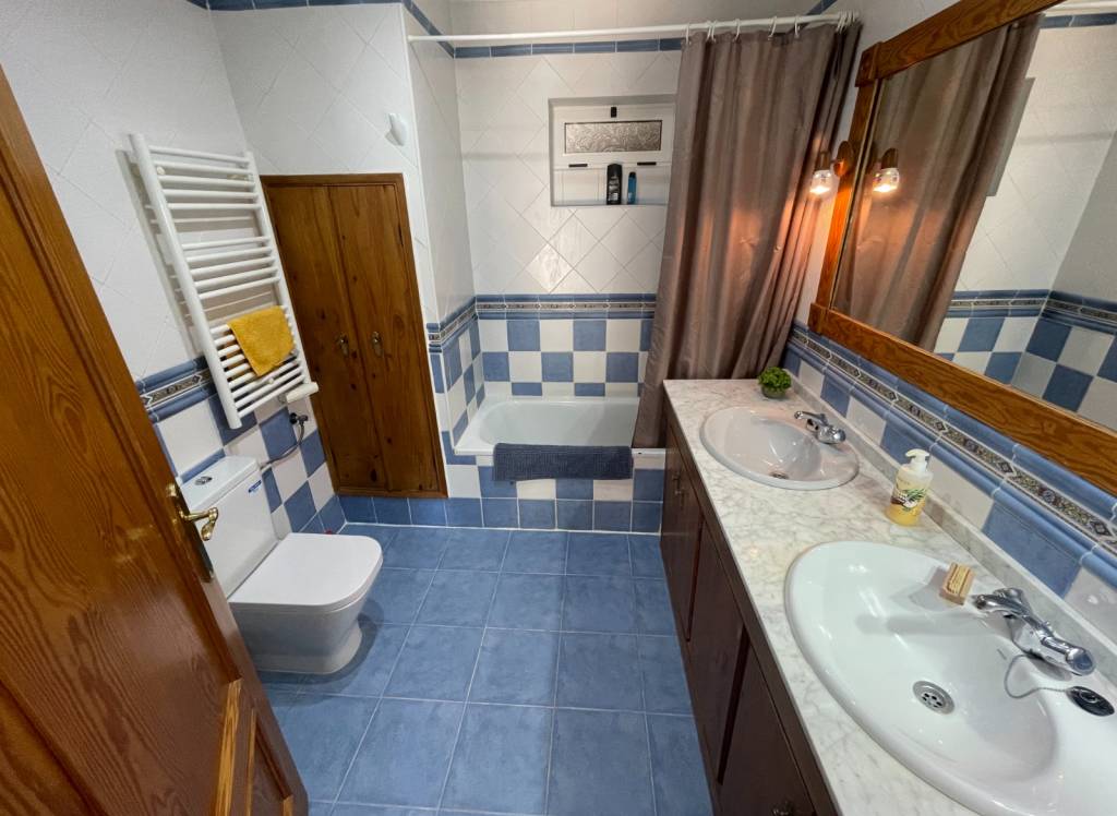 Resale - Villa - Castalla - Edge of town