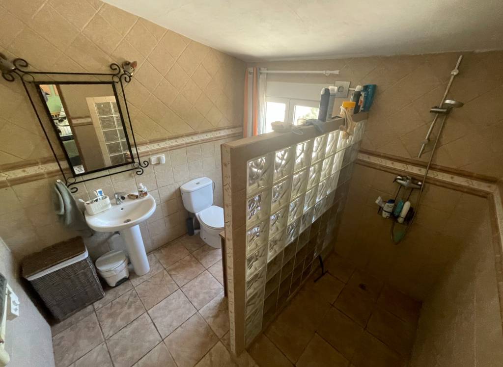 Resale - Villa - Castalla - Edge of town