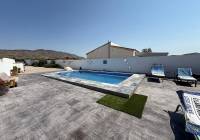 Resale - Villa - Caudete