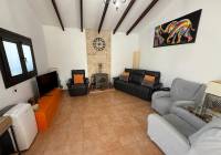 Resale - Villa - Caudete