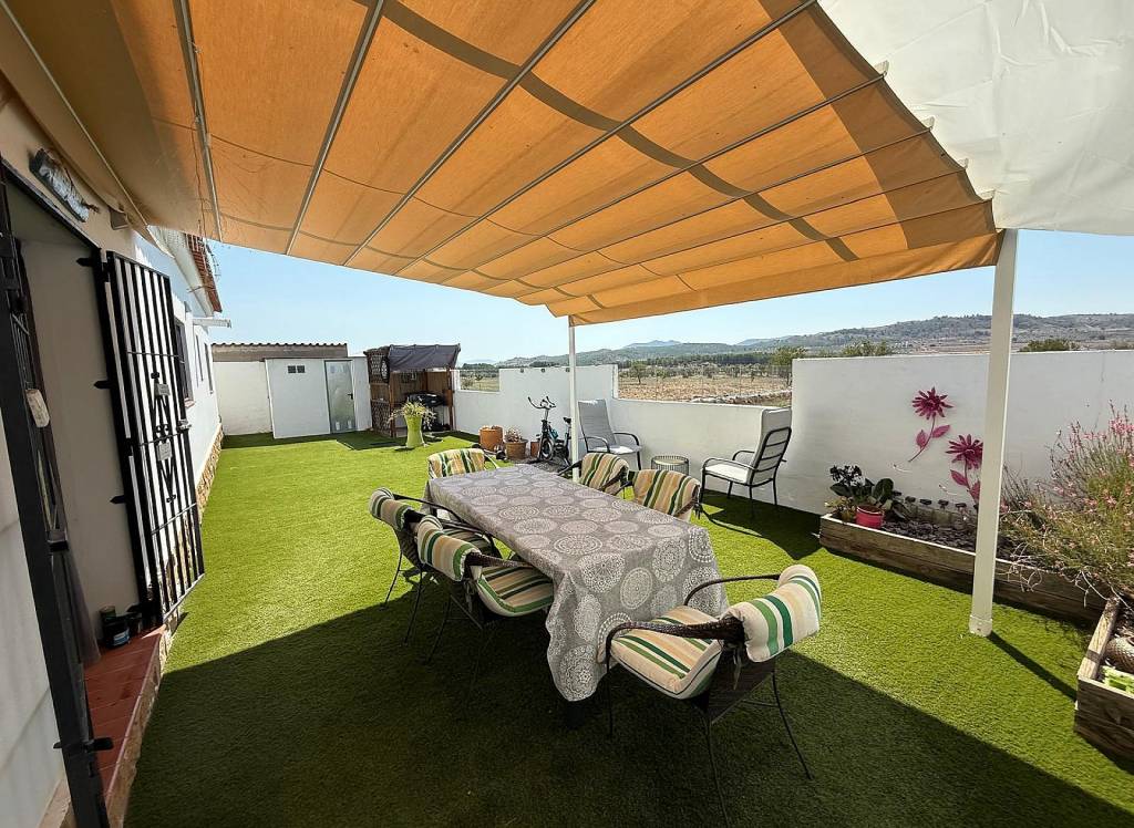 Resale - Villa - Caudete