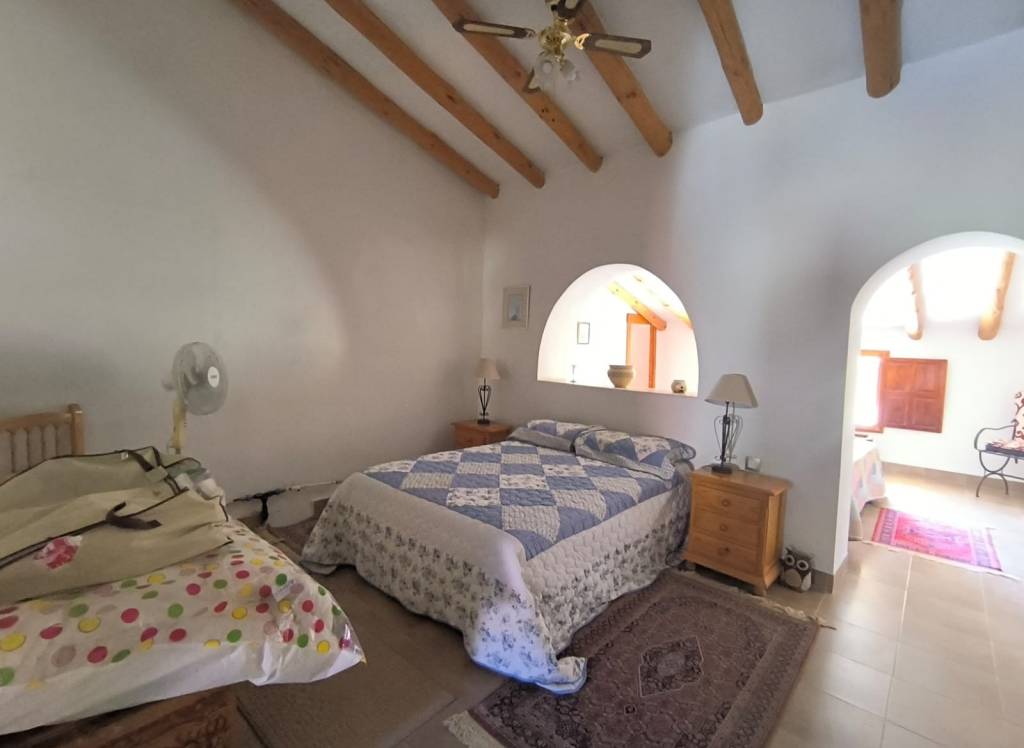 Resale - Villa - Chinorlet