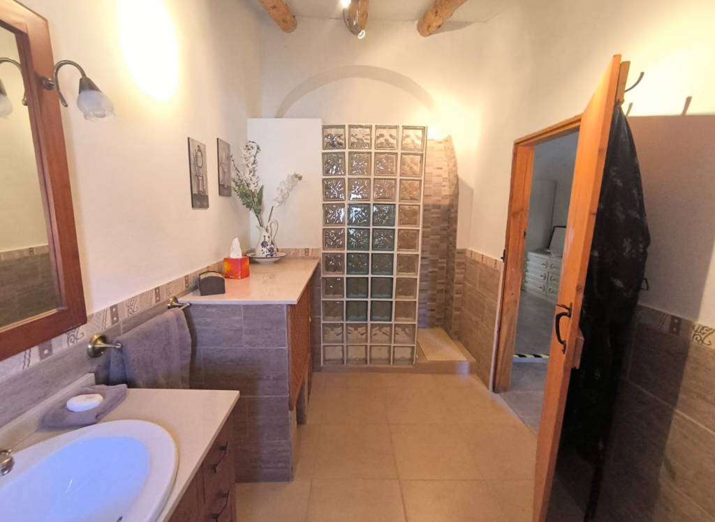 Resale - Villa - Chinorlet