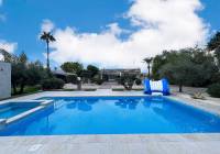 Resale - Villa - Crevillente