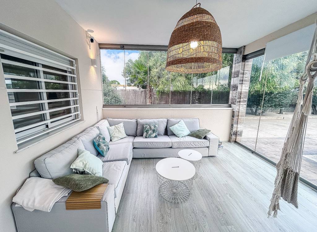 Resale - Villa - Crevillente