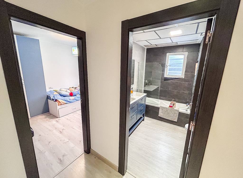 Resale - Villa - Crevillente