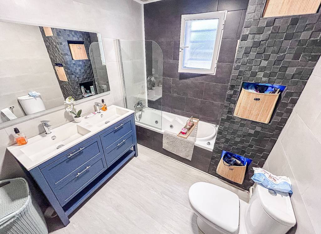 Resale - Villa - Crevillente