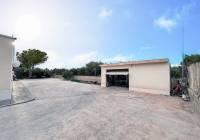 Resale - Villa - Crevillente