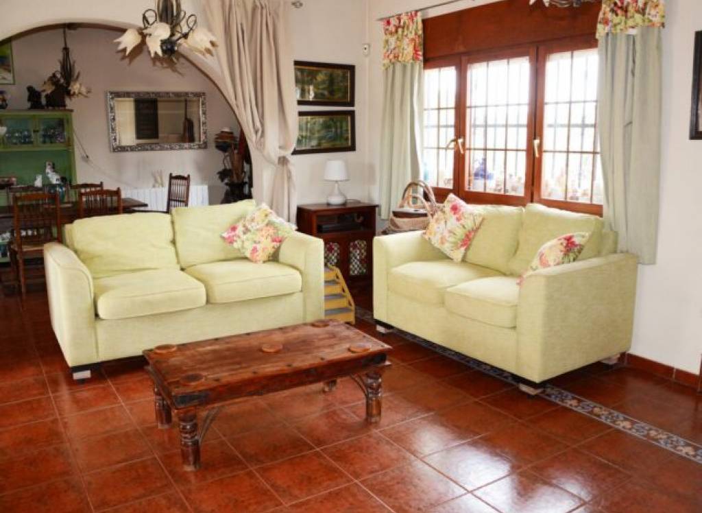 Resale - Villa - Daya vieja