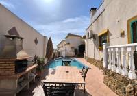 Resale - Villa - El Raso - Urban location