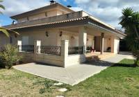 Resale - Villa - Elda - Edge of town