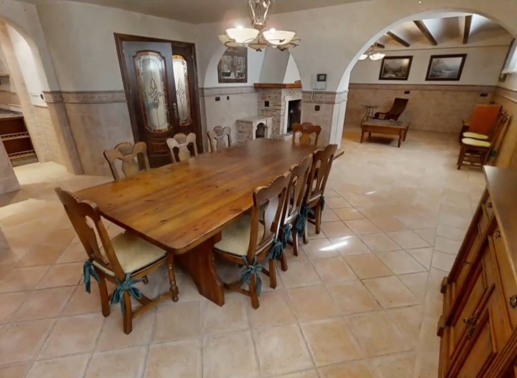 Resale - Villa - Elda - Edge of town