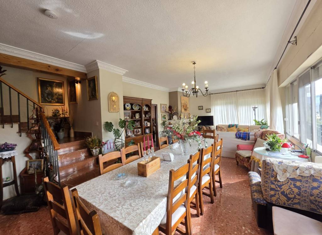 Resale - Villa - Elda - Edge of town