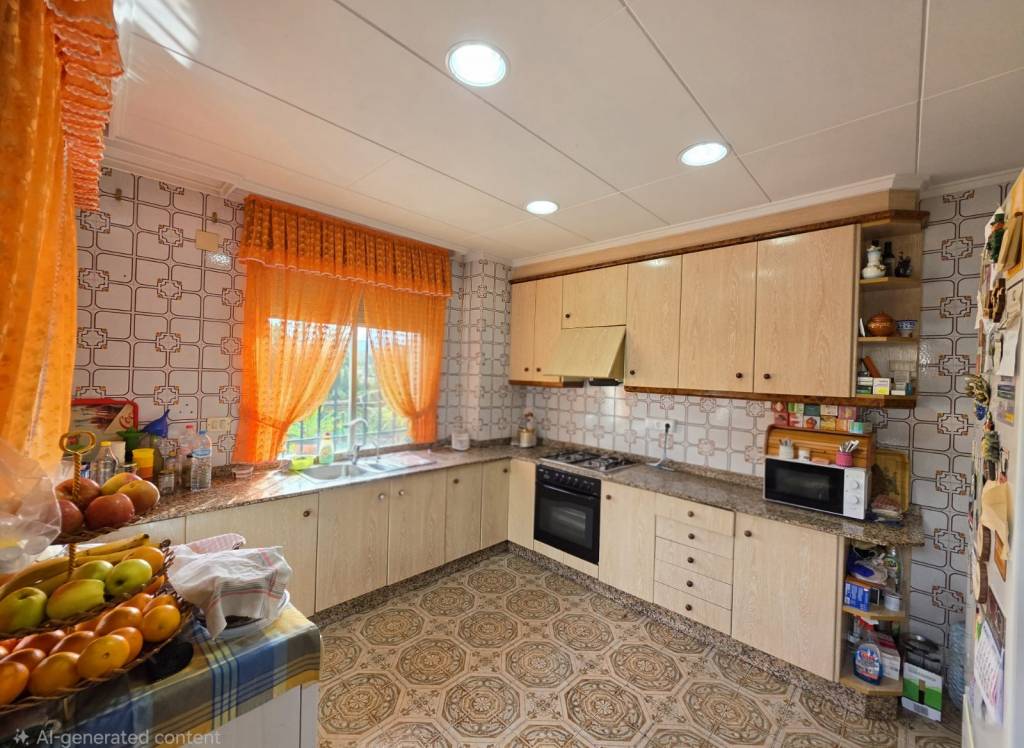 Resale - Villa - Elda - Edge of town