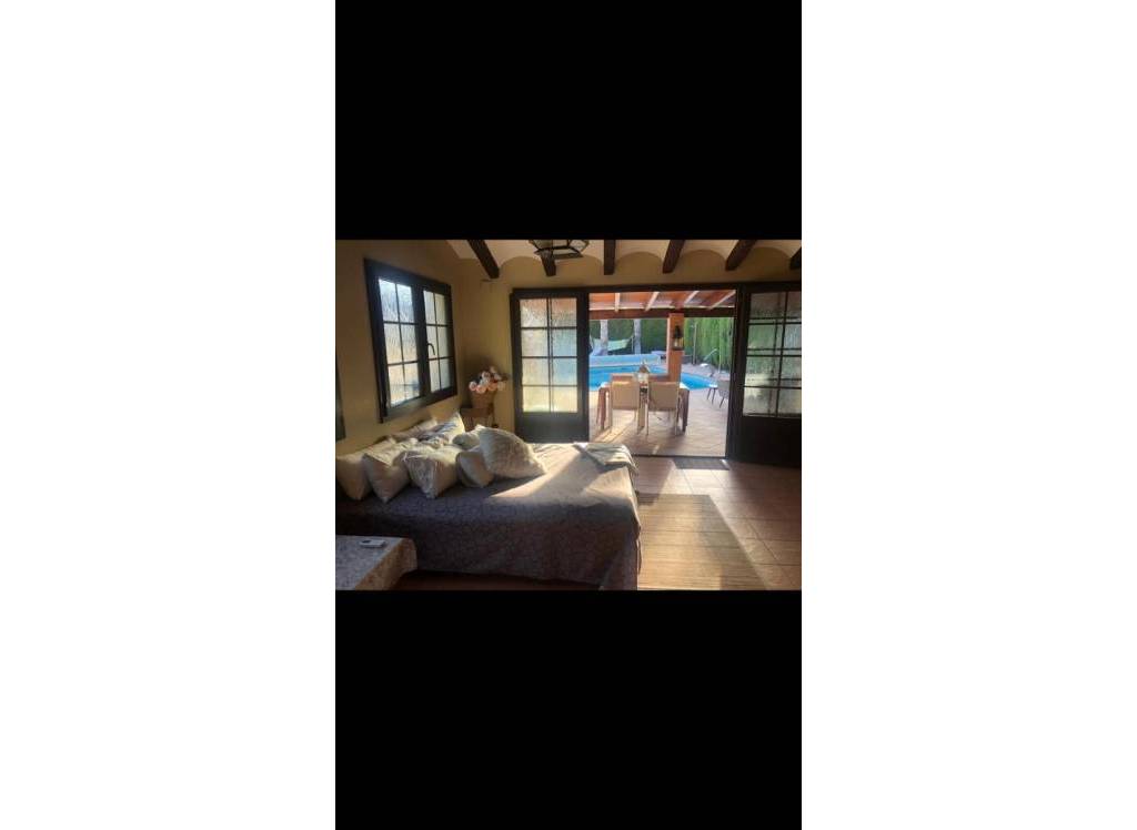 Resale - Villa - Elda - Urban location