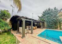 Resale - Villa - Elda