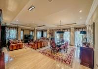 Resale - Villa - Elda