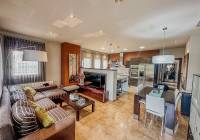 Resale - Villa - Elda