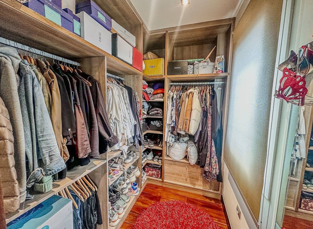 Resale - Villa - Elda