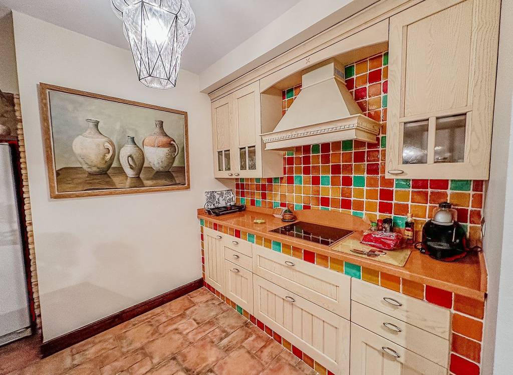 Resale - Villa - Elda