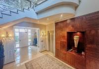 Resale - Villa - Elda