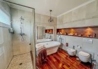 Resale - Villa - Elda