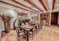 Resale - Villa - Elda