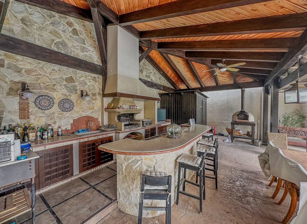 Resale - Villa - Elda