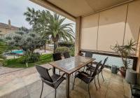 Resale - Villa - Elda