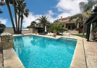 Resale - Villa - Elda