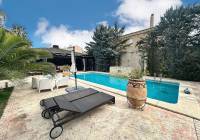 Resale - Villa - Elda