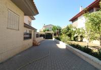 Resale - Villa - Elda