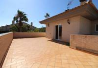 Resale - Villa - Elda