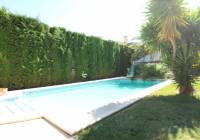 Resale - Villa - Elda