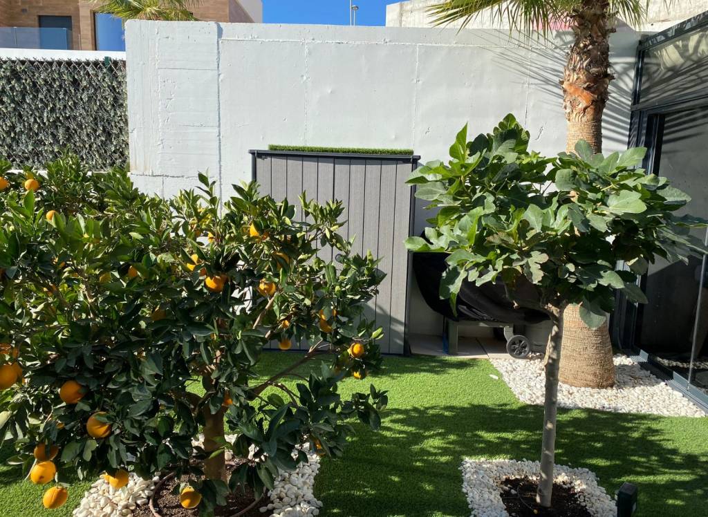 Resale - Villa - Finestrat - Finestrat Urbanizaciones