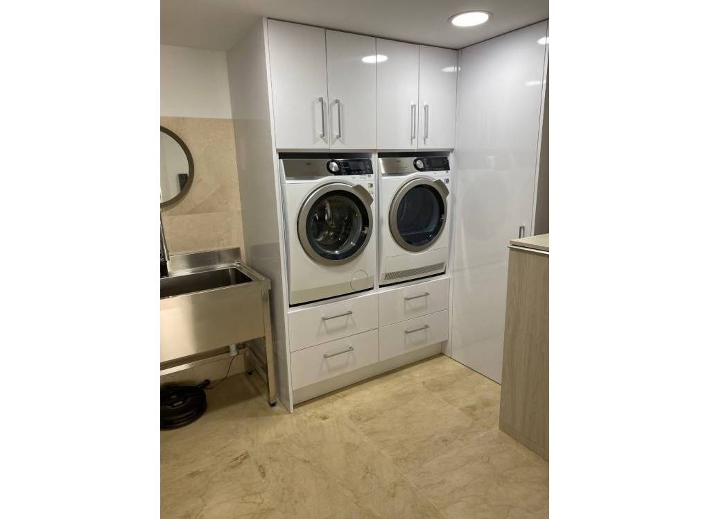 Resale - Villa - Finestrat - Finestrat Urbanizaciones