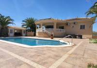 Resale - Villa - Hondón de las Nieves