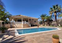 Resale - Villa - Hondón de las Nieves