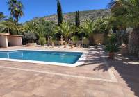 Resale - Villa - Hondón de las Nieves