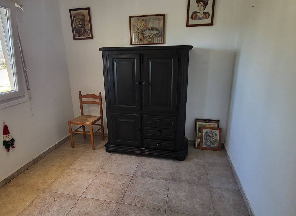 Resale - Villa - Hondón de las Nieves