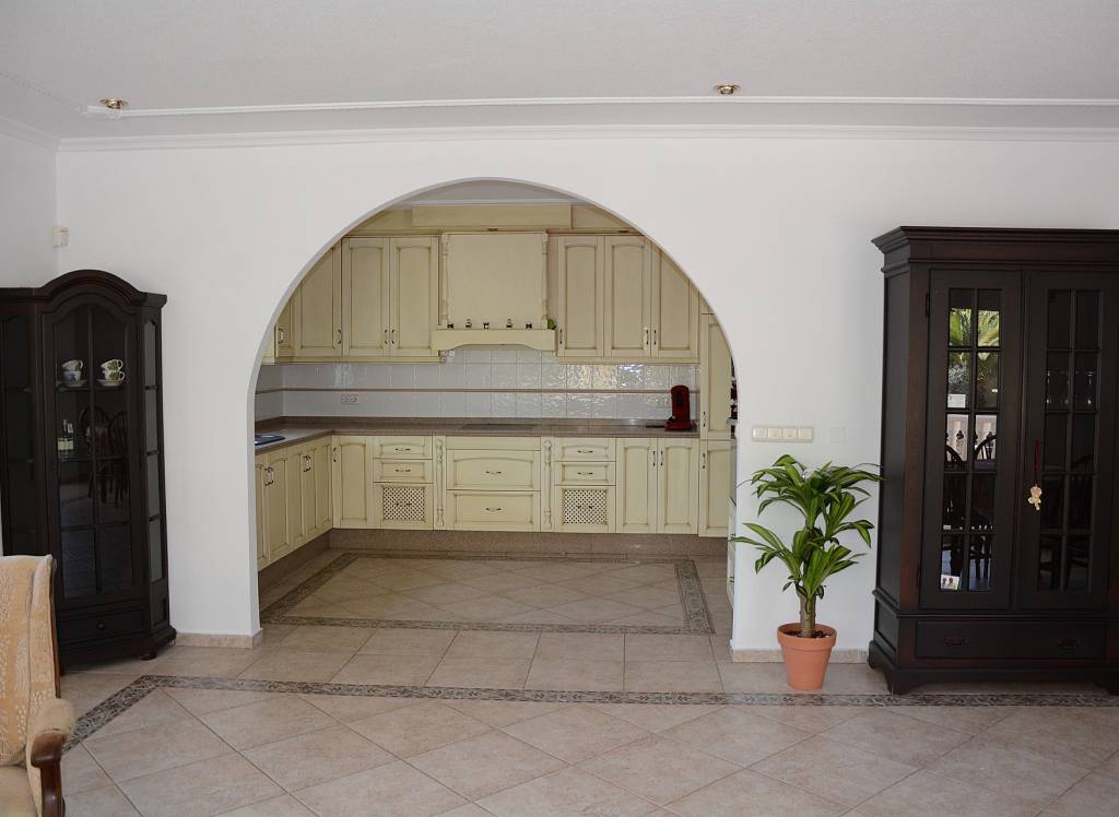 Resale - Villa - Hondón de las Nieves