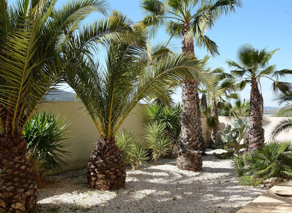 Resale - Villa - Hondón de las Nieves