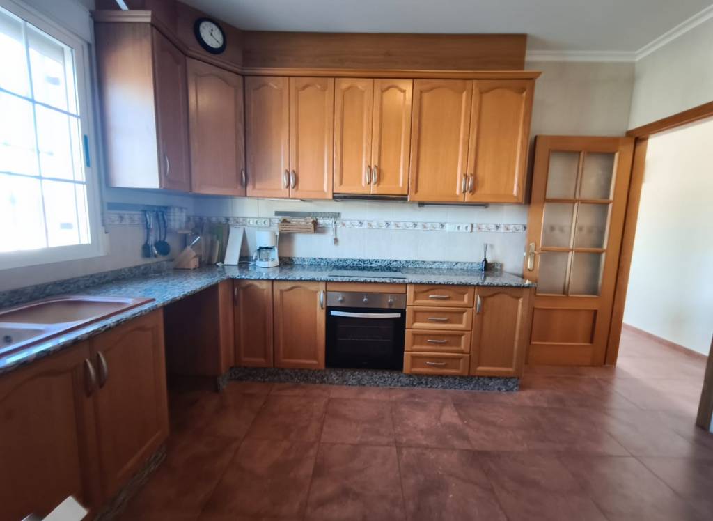 Resale - Villa - Hondón de los Frailes - Inland