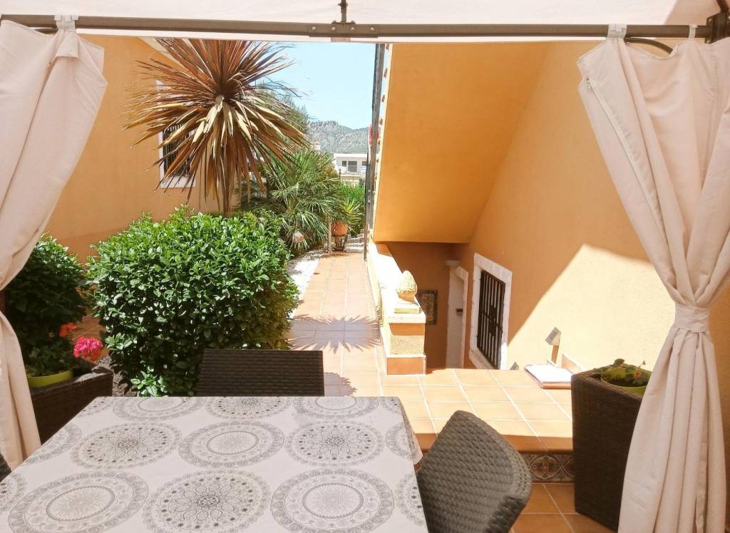 Resale - Villa - La Romana