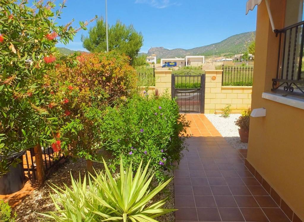 Resale - Villa - La Romana