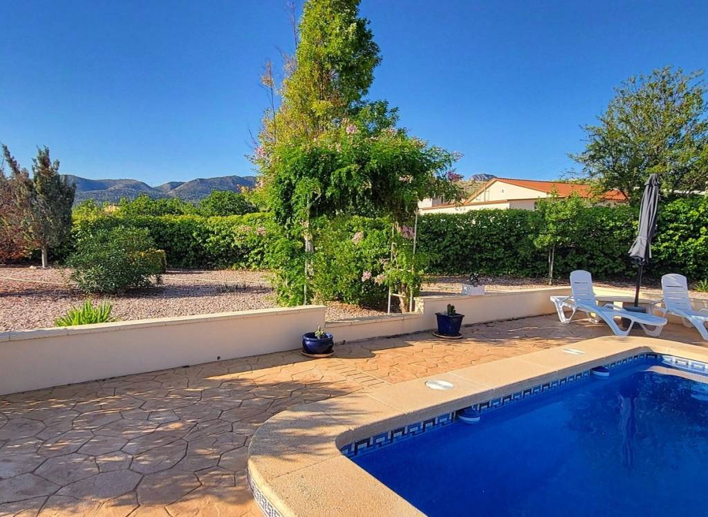 Resale - Villa - La Romana