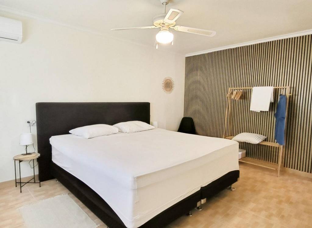 Resale - Villa - La Romana