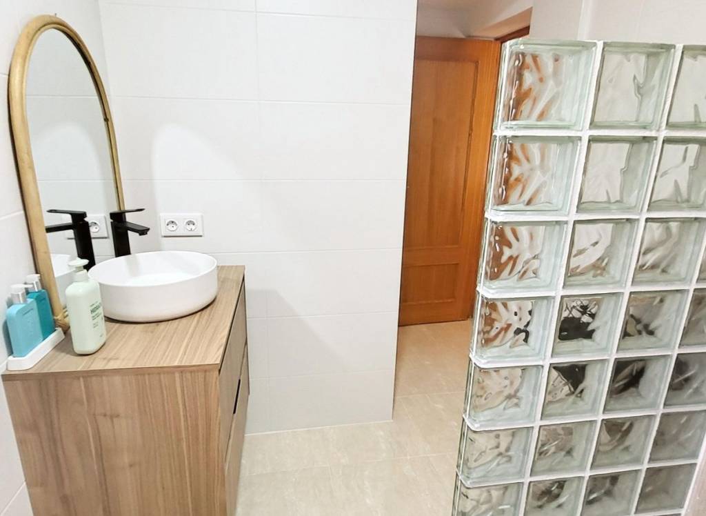 Resale - Villa - La Romana