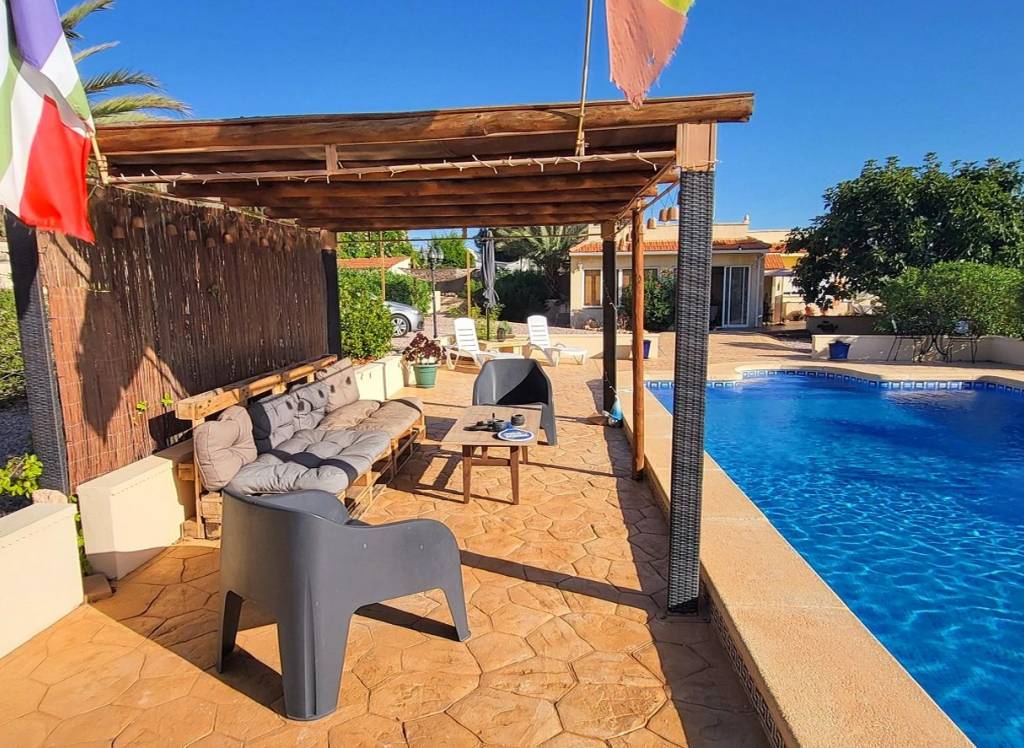 Resale - Villa - La Romana