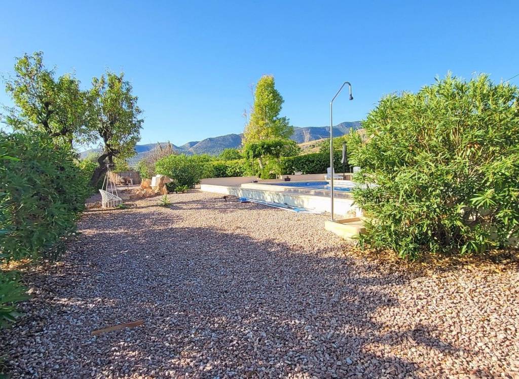 Resale - Villa - La Romana